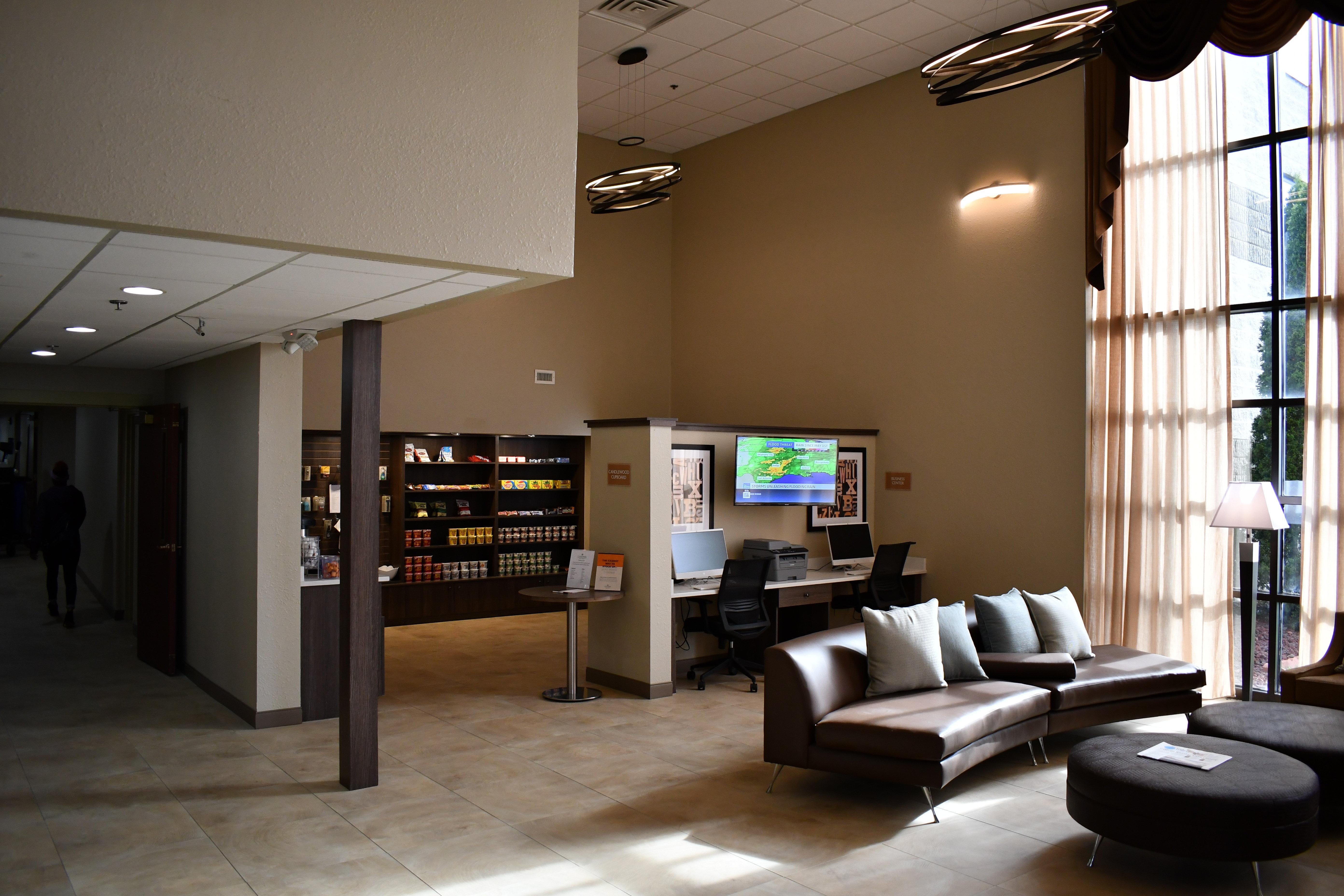 Candlewood Suites Grand Rapids Airport By Ihg Cascade Exterior foto