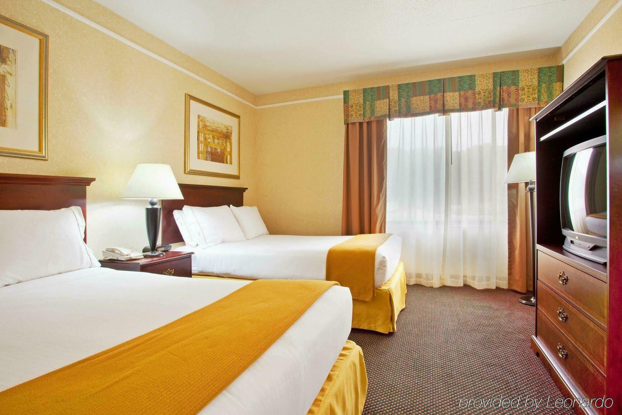 Candlewood Suites Grand Rapids Airport By Ihg Cascade Exterior foto